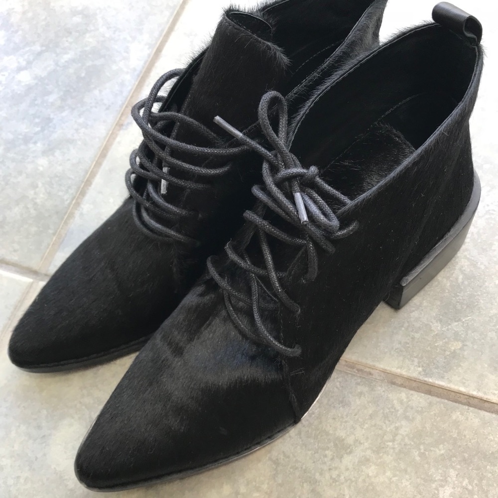Beautiful Leather Cow-Hide Booties